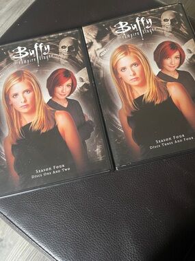Buffy the Vampire Slayer Season Four DVD Set - Black & Blonde Cover